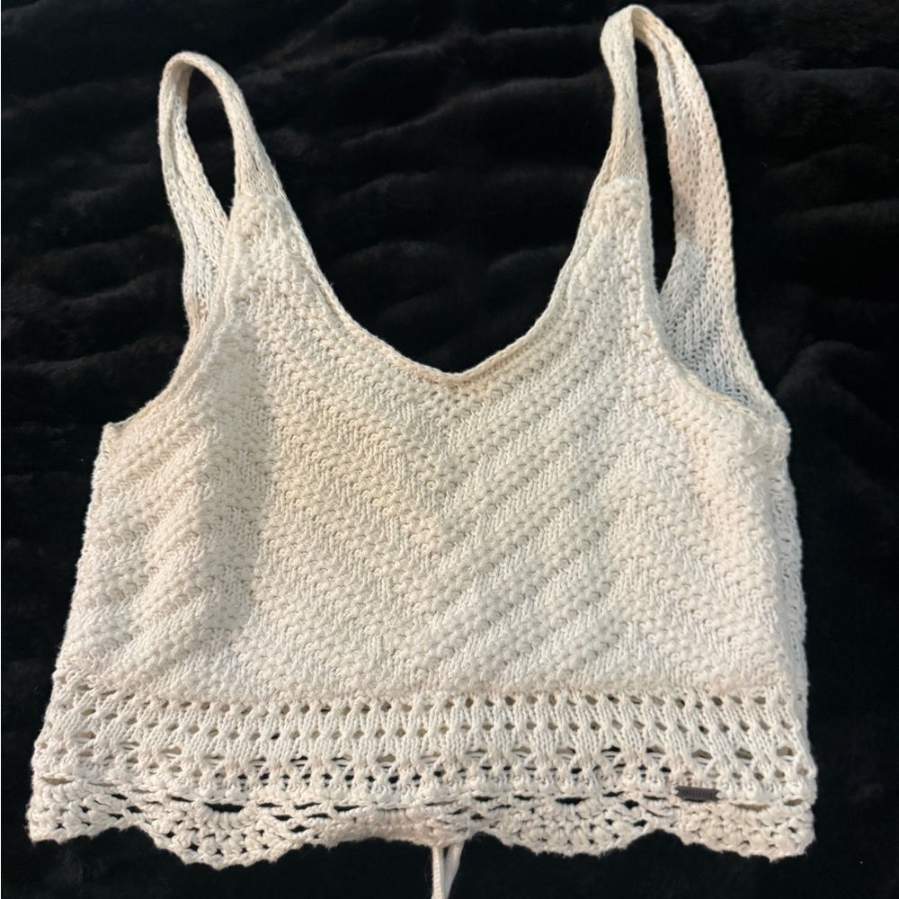 Hollister Cream Knit Crop Top